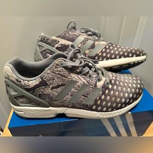 Men’s Adidas ZX flux Weave Prism Size 10